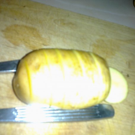 Krok 2 - Pieczony ziemniak z mikrofali foto