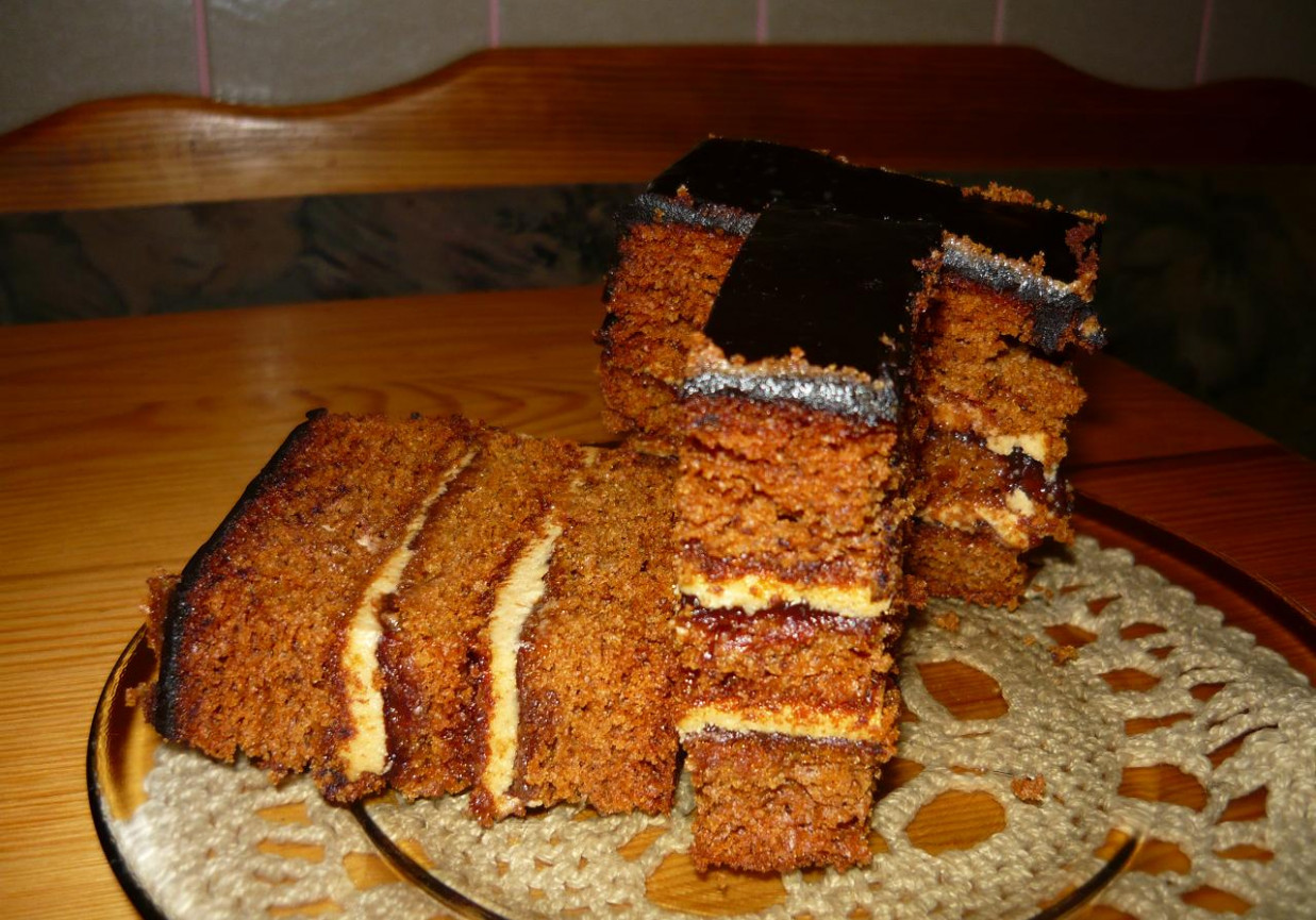 Piernik z masą Toffi foto