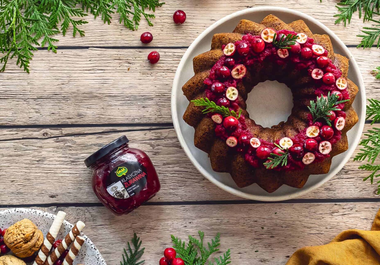 Piernik z żurawiną foto