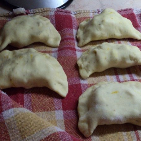 Krok 4 - Pierogi curry z kolorowym farszem foto