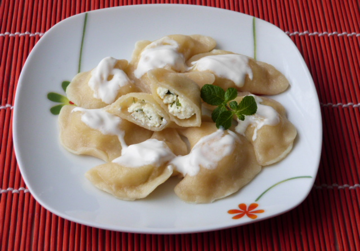 Pierogi miętowe z sera foto
