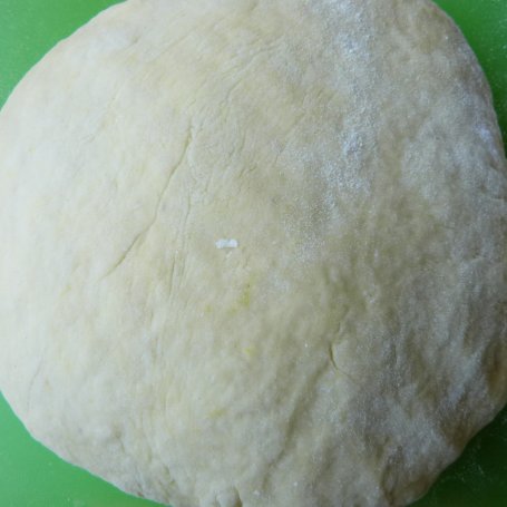 Krok 2 - Pierogi truskawkowo-bananowe foto