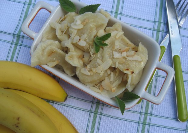 Fotografia przedstawiająca Pierogi z bananami