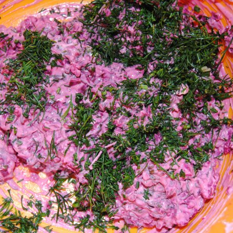 Krok 3 - Pierogi z botwinką foto