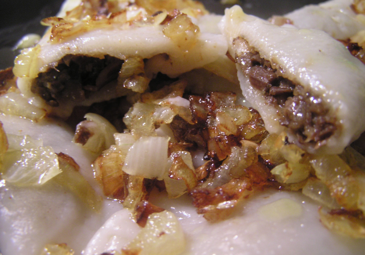 Pierogi z grzybami foto