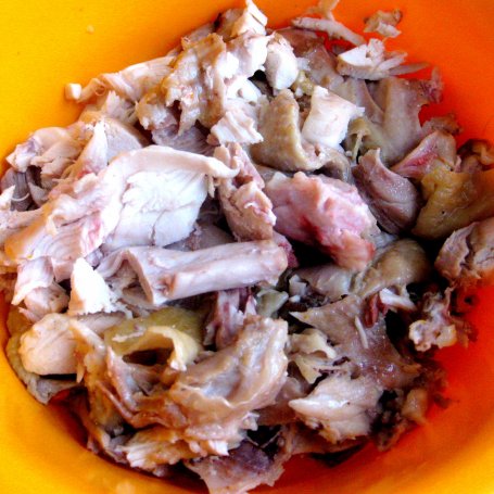 Krok 2 - Pierogi z kaszą gryczaną mięsem i grzybami foto