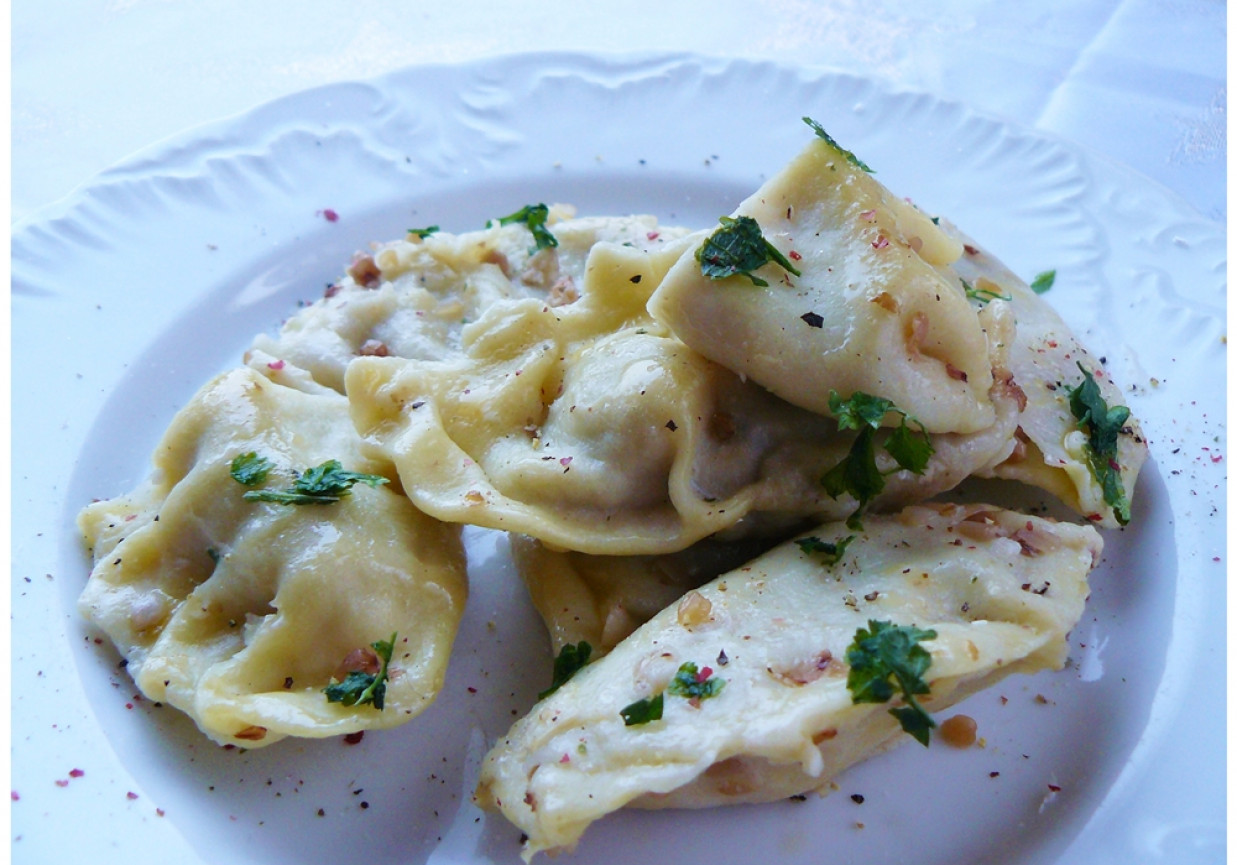" Pierogi z kaszą gryczaną , pieczarkami i serkiem wiejskim