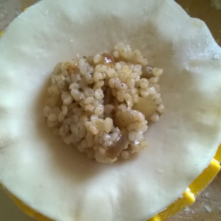 Krok 3 - Pierogi z kaszą jęczmienną foto