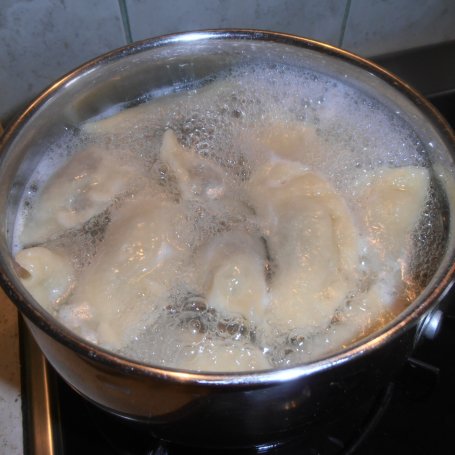 Krok 4 - Pierogi z makiem i sosem pomarańczowym foto