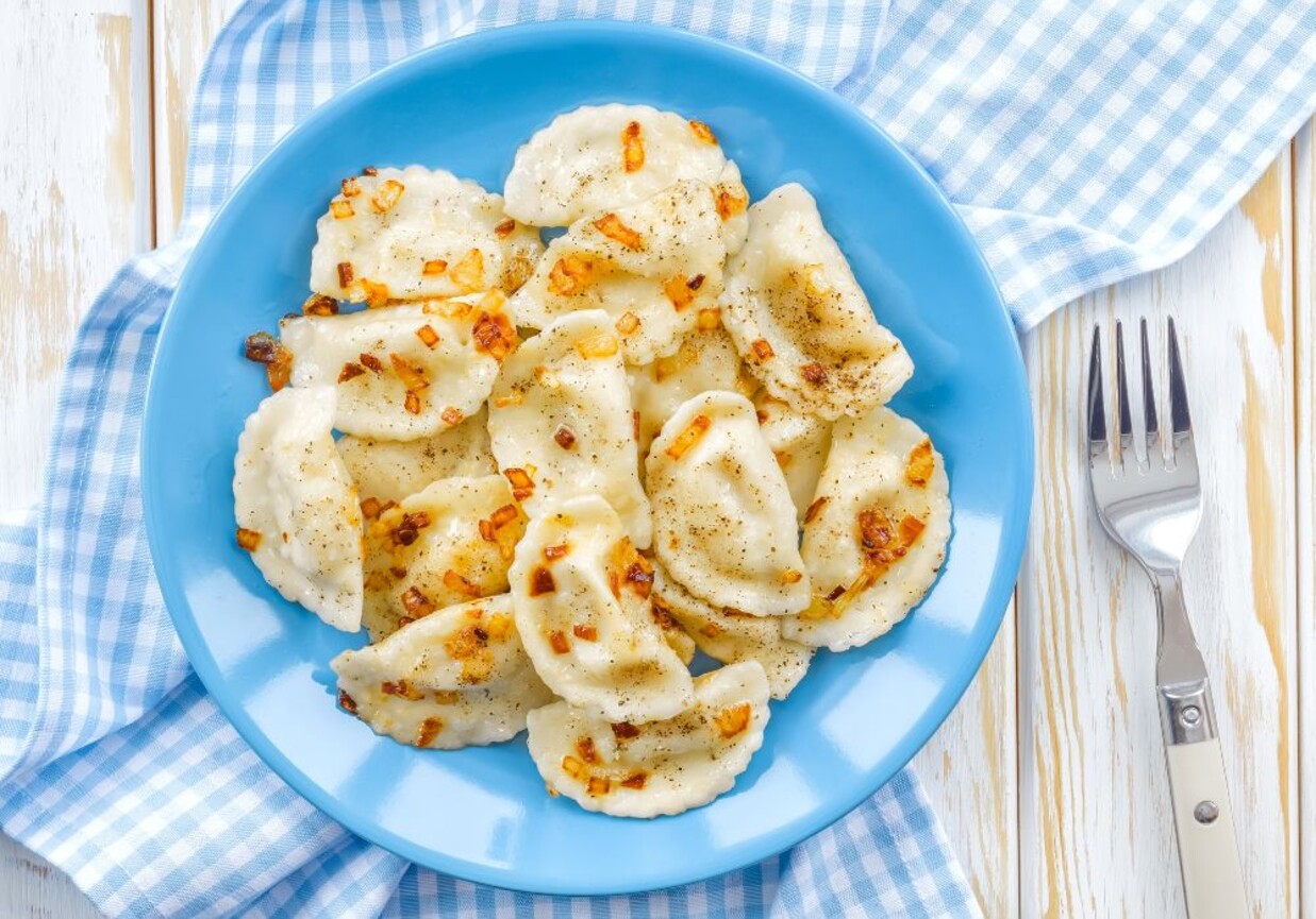 Pierogi z mięsem i soczewicą foto