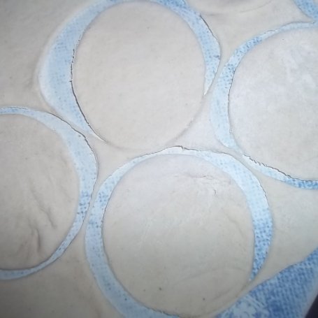 Krok 2 - Pierogi z mięsem foto