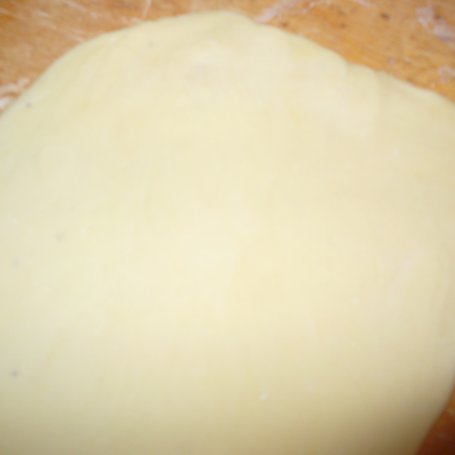 Krok 4 - Pierogi z mięsem foto