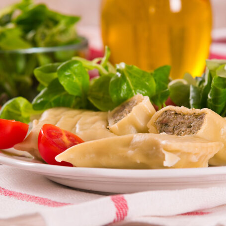 Krok 6 - Pierogi z płuckami, wątróbką i pieczarkami foto