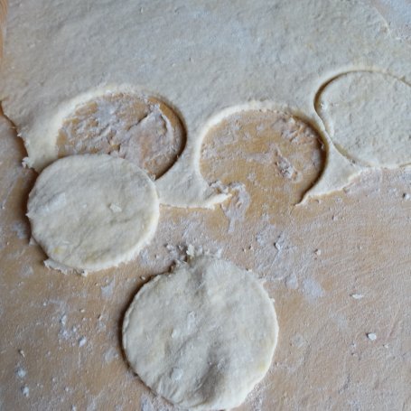 Krok 1 - Pierogi z ryżem i kurczakiem na ostro foto
