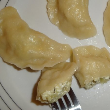 Krok 8 - Pierogi z serem biały i cząbrem foto