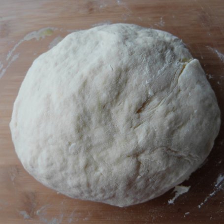 Krok 2 - Pierogi z serem i gruszkami foto