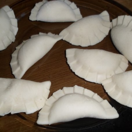 Krok 4 - Pierogi z soczewicy z serem feta foto
