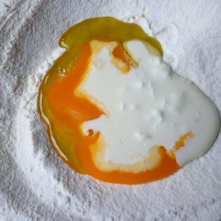 Krok 2 - Pierogi z suszonymi owocami foto
