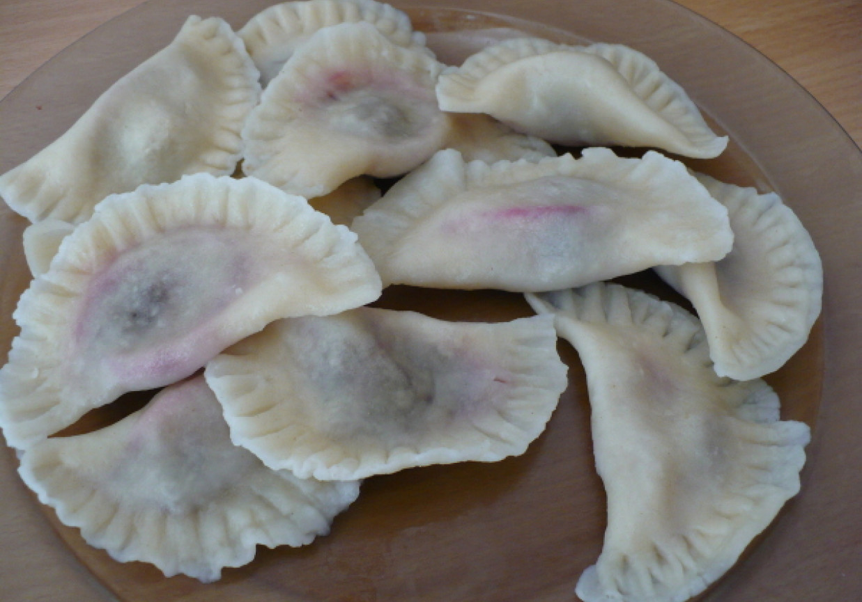 Pierogi ze śliwkami foto