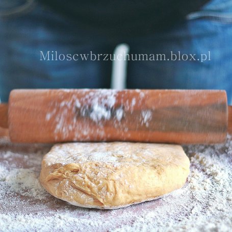 Krok 11 - Pierogi ze szpinakiem i fetą foto
