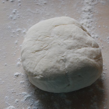 Krok 3 - Pierogi ze szpinakiem i twarogiem foto