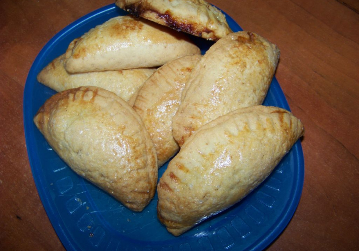 Pierożki pieczone z jabłkami foto