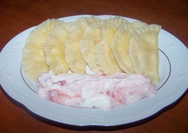 Fotografia przedstawiająca Pierożki z białym serem