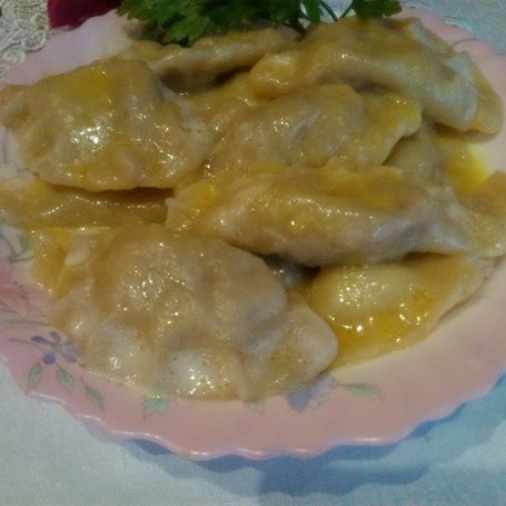Krok 6 - Pierożki z grzybkami kurkami foto