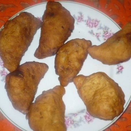 Krok 3 - pierożki z kiełbasą foto