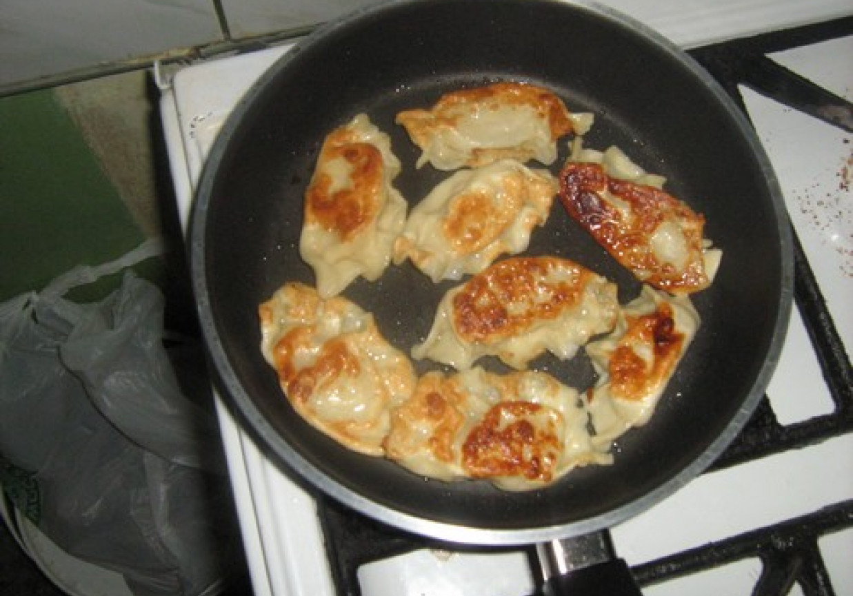 Pierożki z powidłami. foto