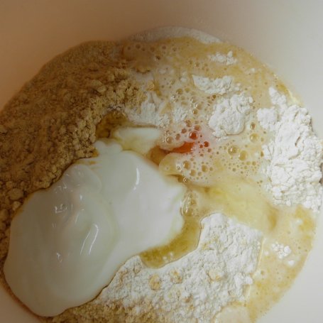 Krok 1 - Pierożki z waniliowym serem i brzoskwiniami foto