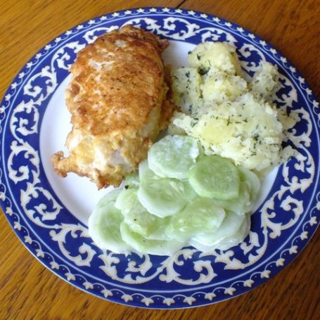 Krok 3 - Pierś z kurczaka nadziewana serem zółtym i pieczarkami z cebulką foto