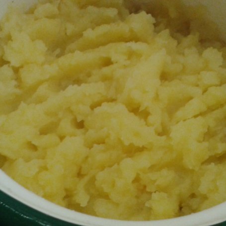 Krok 3 - Pierś z kurczaka z mizerią. foto