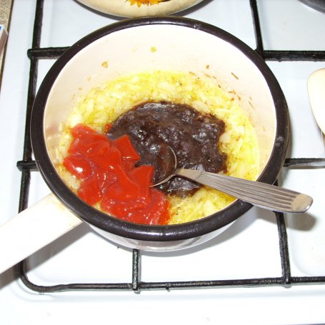 Krok 2 - Pierś z kurczaka z ryżem i sosem słodko-kwaśnym foto