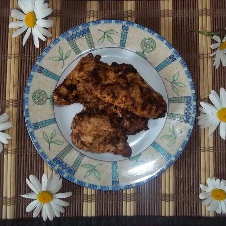 Krok 4 - Piersi z kurczaka z grilla foto