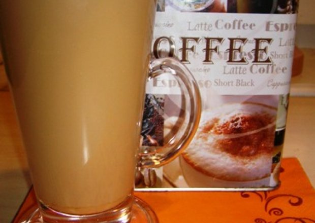 Fotografia przedstawiająca Pijana kawa