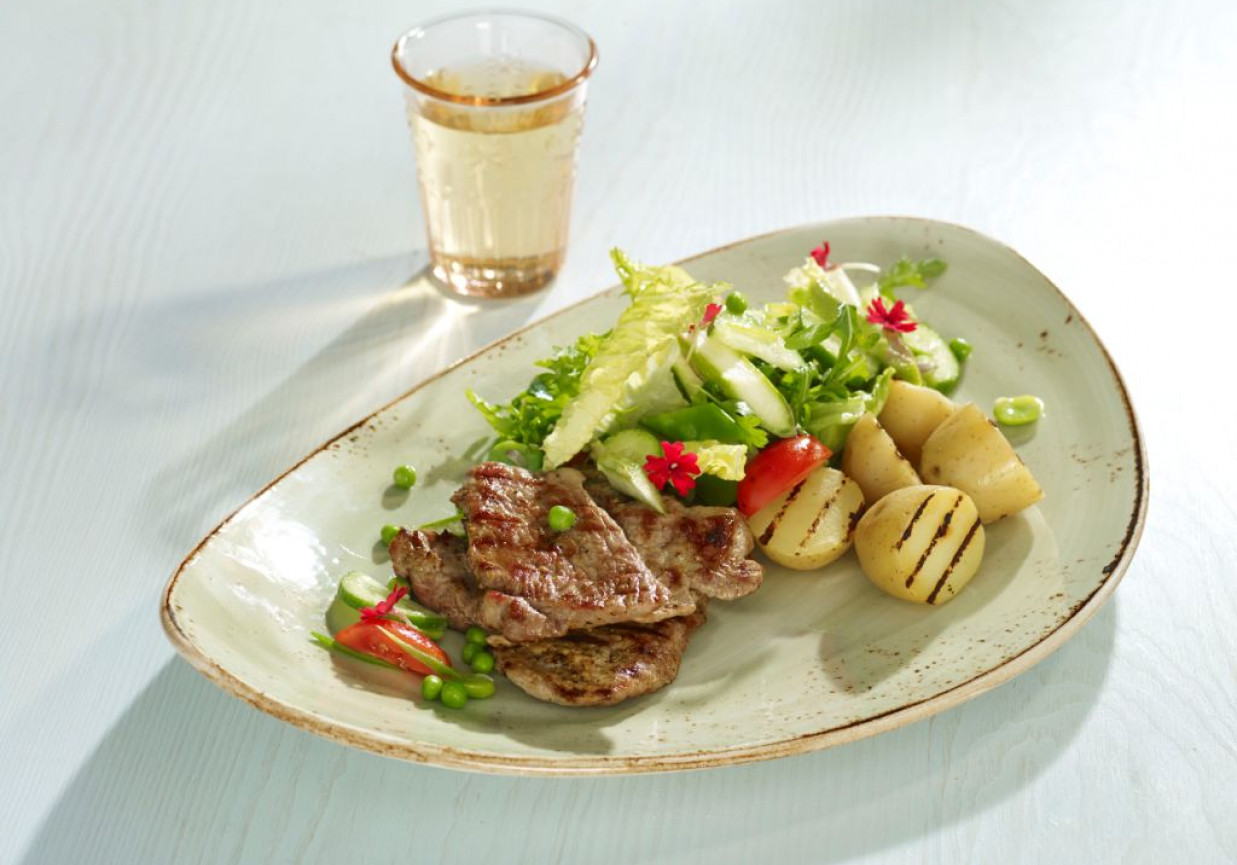 Karkówka pikantna z grilla foto