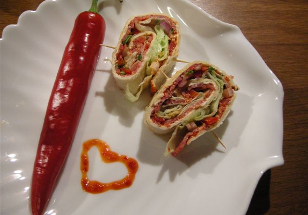 Pikantna przekąska foto