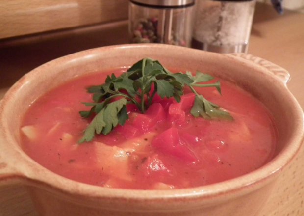 Fotografia przedstawiająca Pikantna zupa - krem z papryki