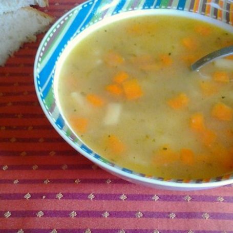 Krok 4 - Pikantna zupa ogórkowa foto