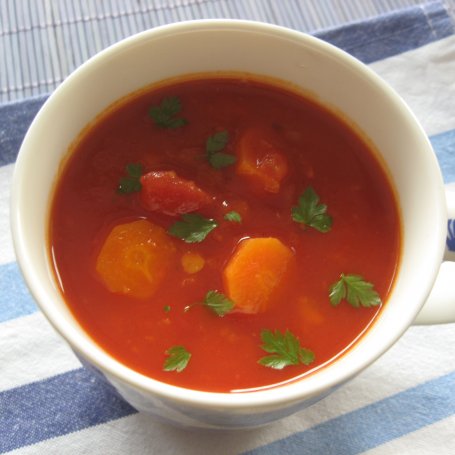 Krok 4 - Pikantna zupa pomidorowa z soczewicą foto