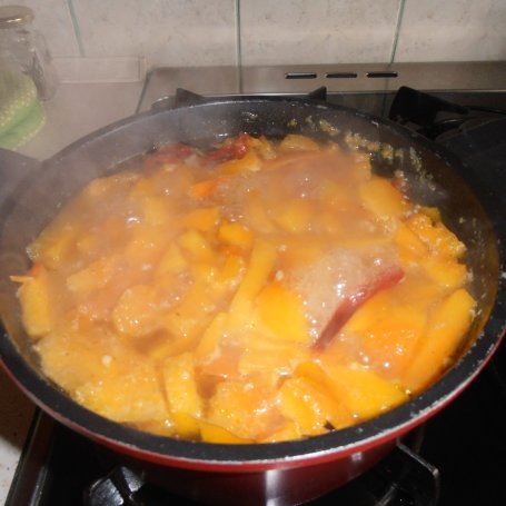 Krok 3 - Pikantna zupa z dyni i chili foto