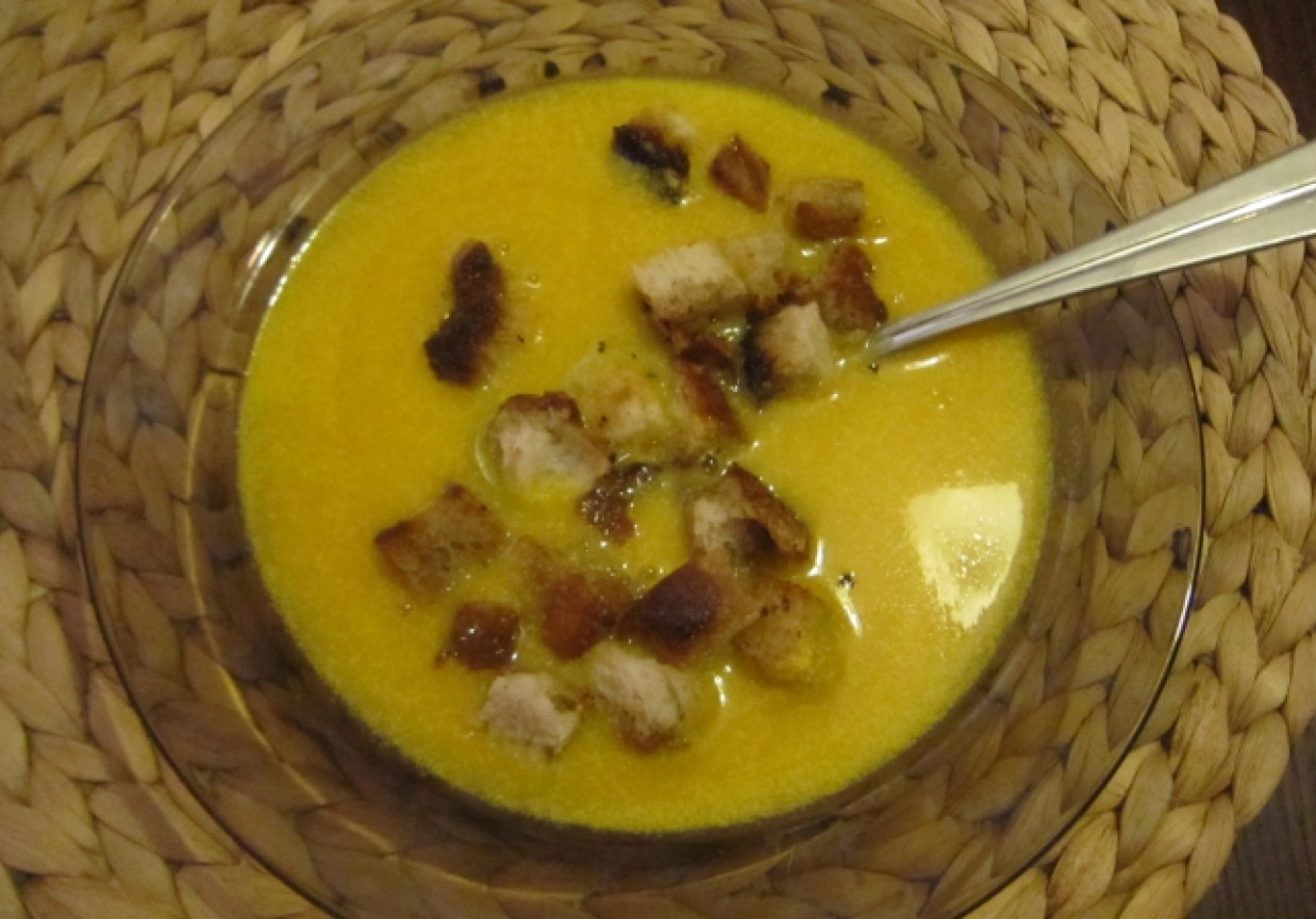 Pikantna zupa z dyni foto