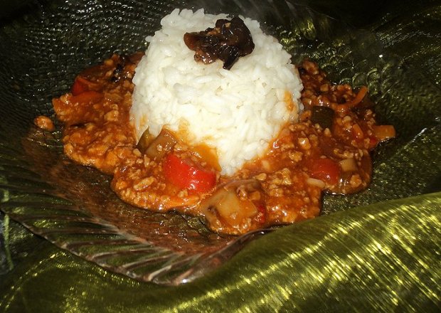 Fotografia przedstawiająca pikantne chińskie danie