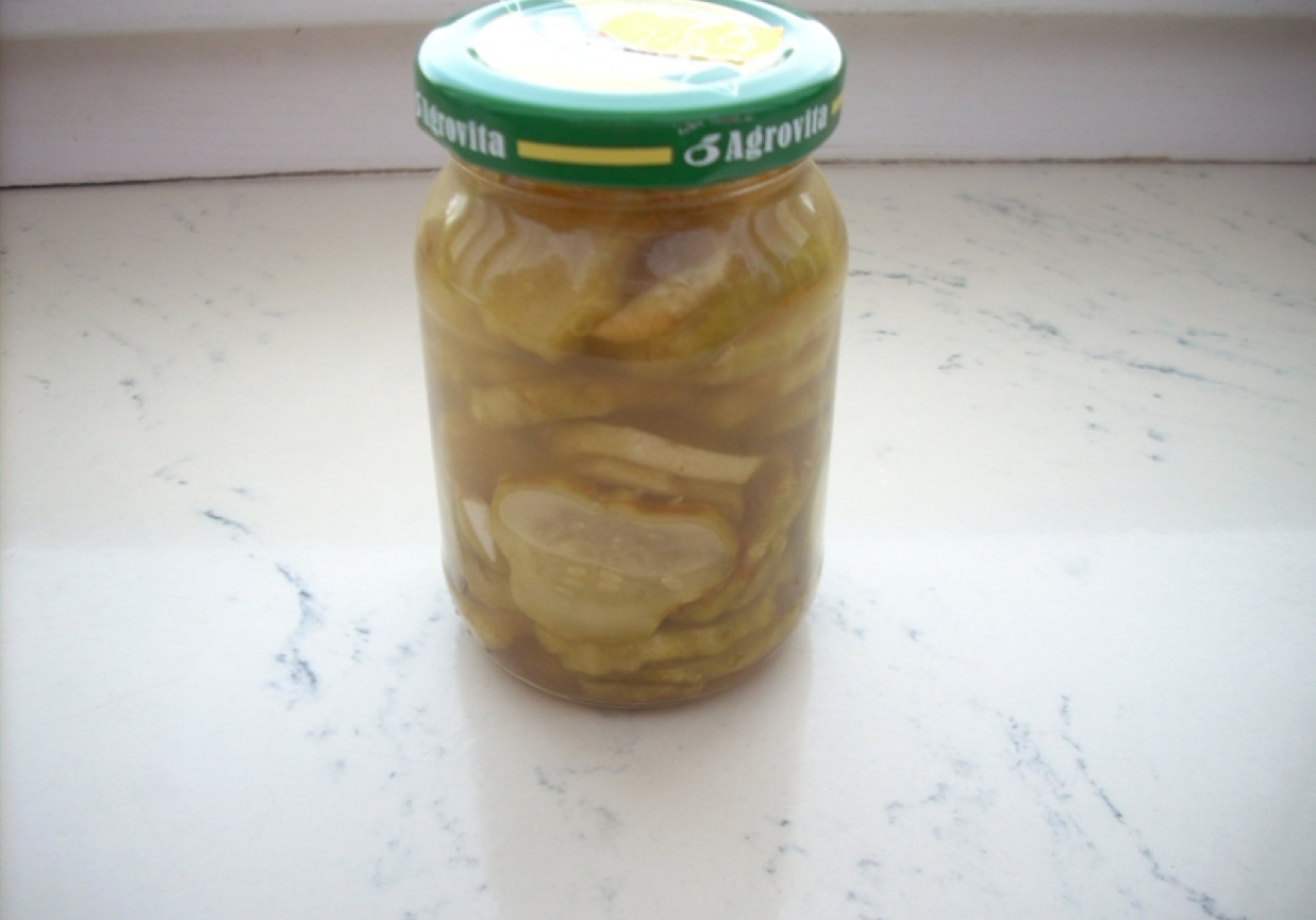 PIKANTNE OGÓRKI foto