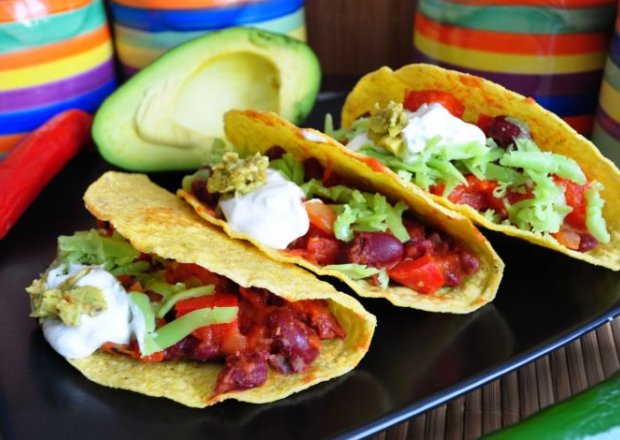 Fotografia przedstawiająca Pikantne tacos wegetariańskie