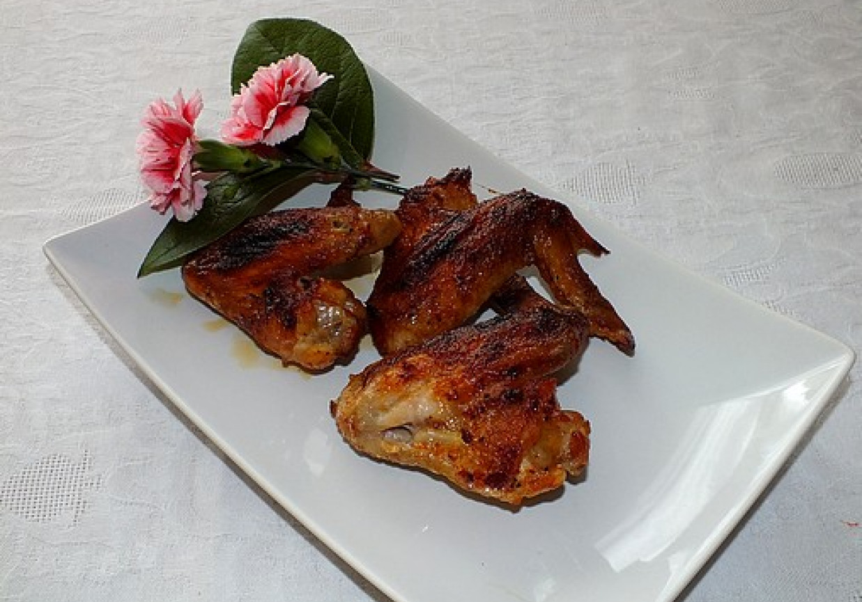 Pikantno - słodkie skrzydełka z kurczaka foto