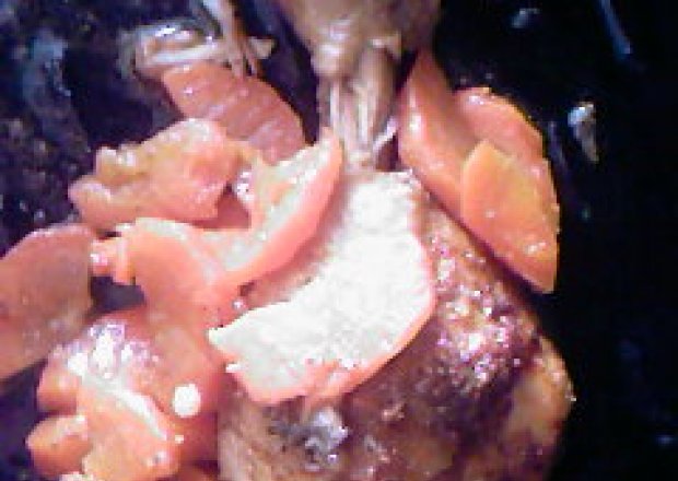 Fotografia przedstawiająca Pikantny kurczak z marchewką