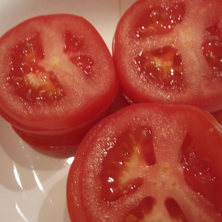 Krok 4 - Pikatny hamburger z papryką jalapeno, serem gouda i rukolą foto
