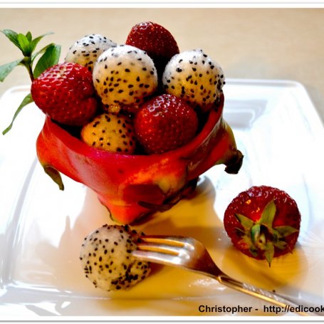 Krok 3 - Pitaja - najpiękniejszy owoc świata. foto